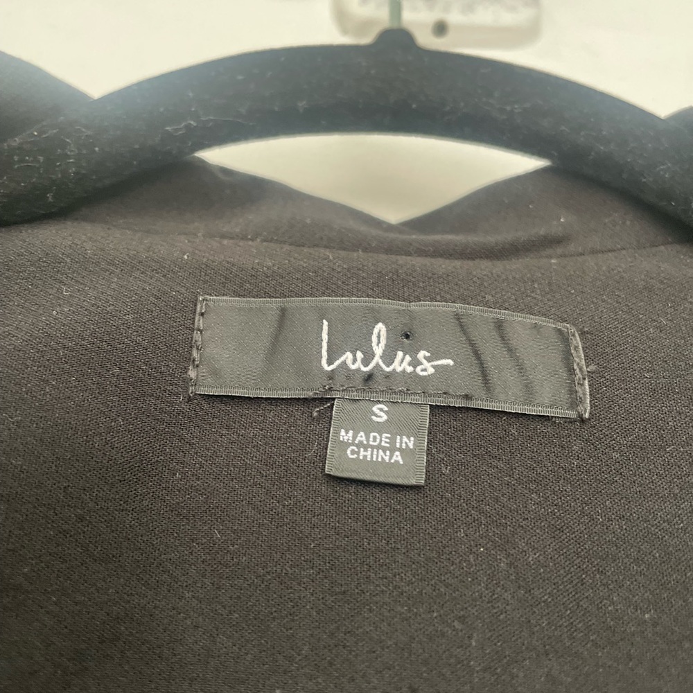 Lulu’s Black Double Breasted Blazer / Coat size small - Picture 4 of 7